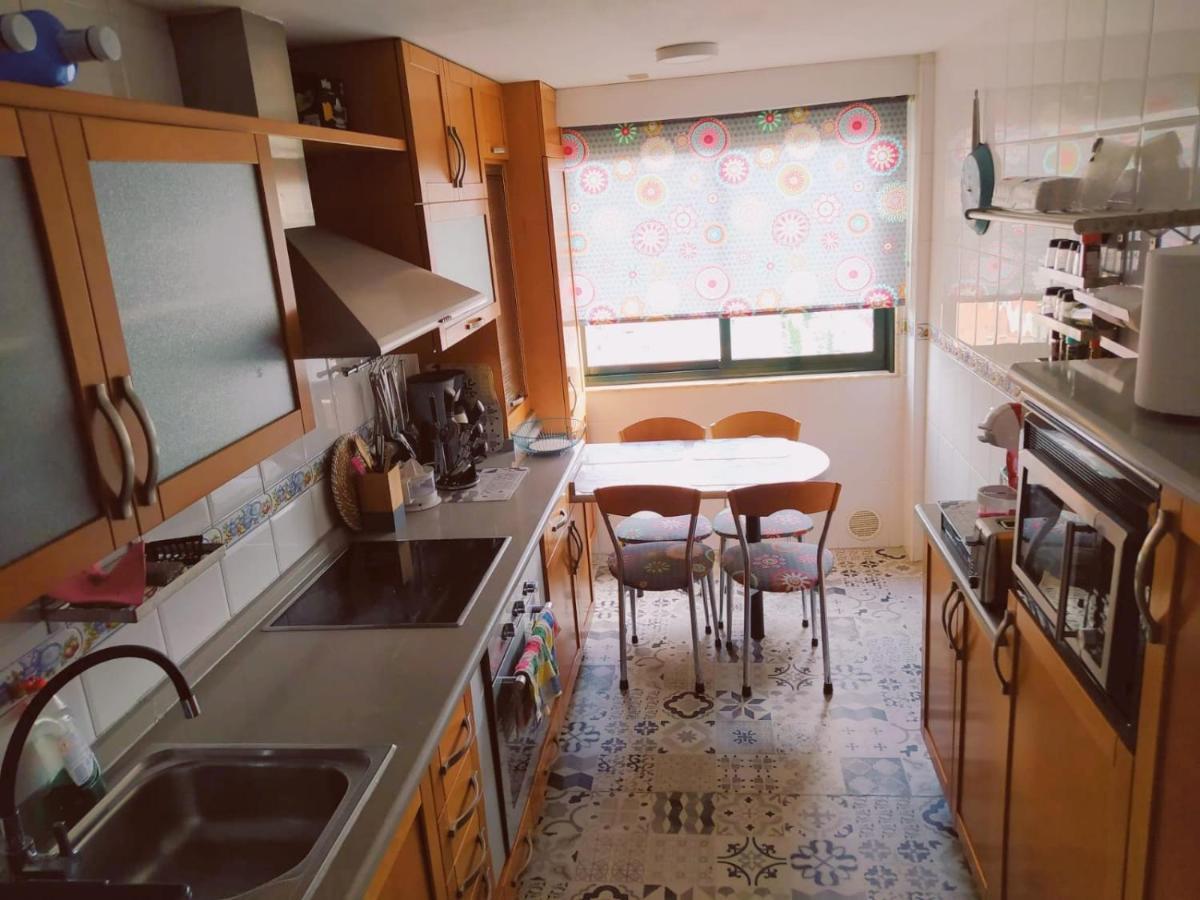 Apartament Duplex Amplio,Parking Wifi, 2 Terrazas, Bien Conectado Con Playas, Zona Segura Vigo Zewnętrze zdjęcie