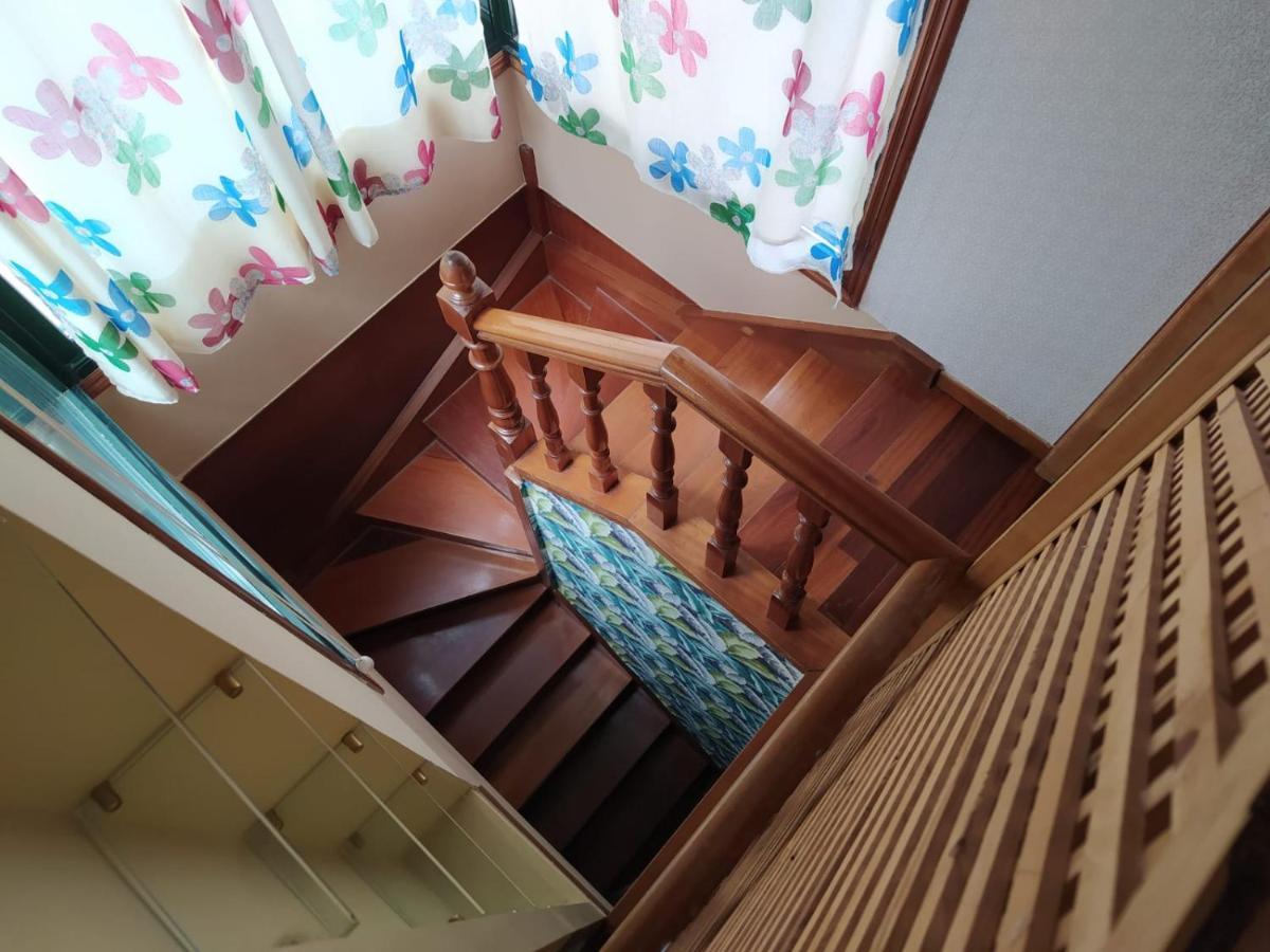 Apartament Duplex Amplio,Parking Wifi, 2 Terrazas, Bien Conectado Con Playas, Zona Segura Vigo Zewnętrze zdjęcie