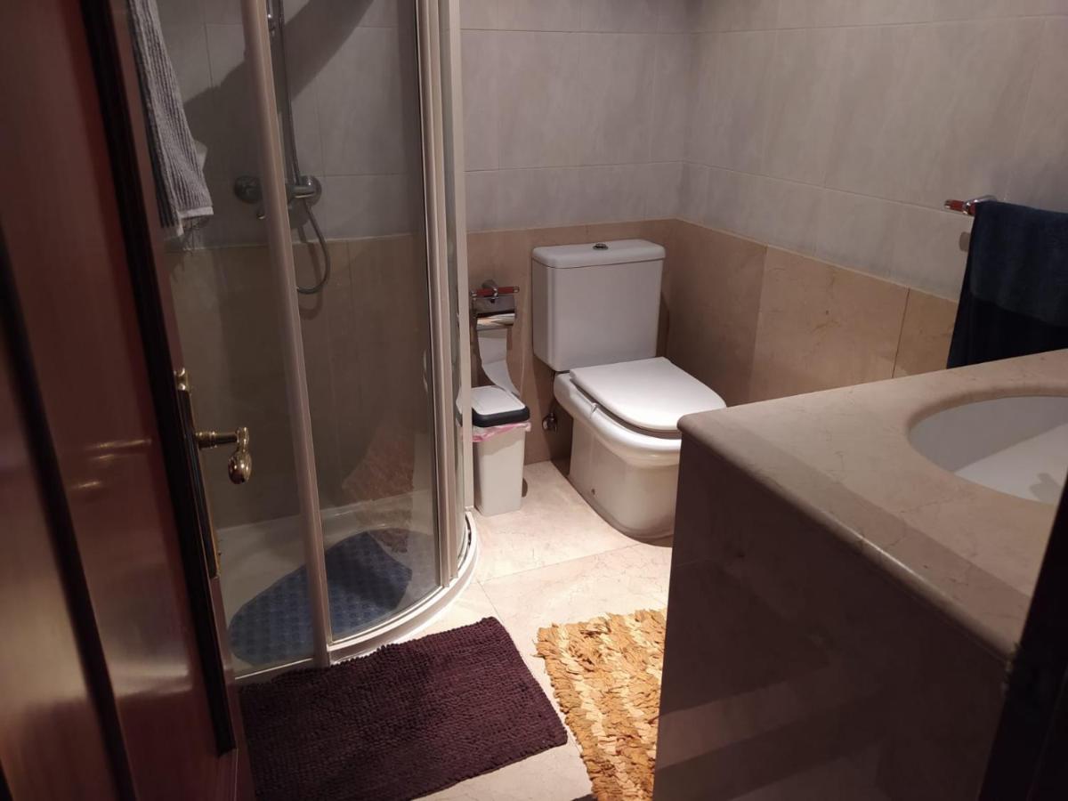 Apartament Duplex Amplio,Parking Wifi, 2 Terrazas, Bien Conectado Con Playas, Zona Segura Vigo Zewnętrze zdjęcie