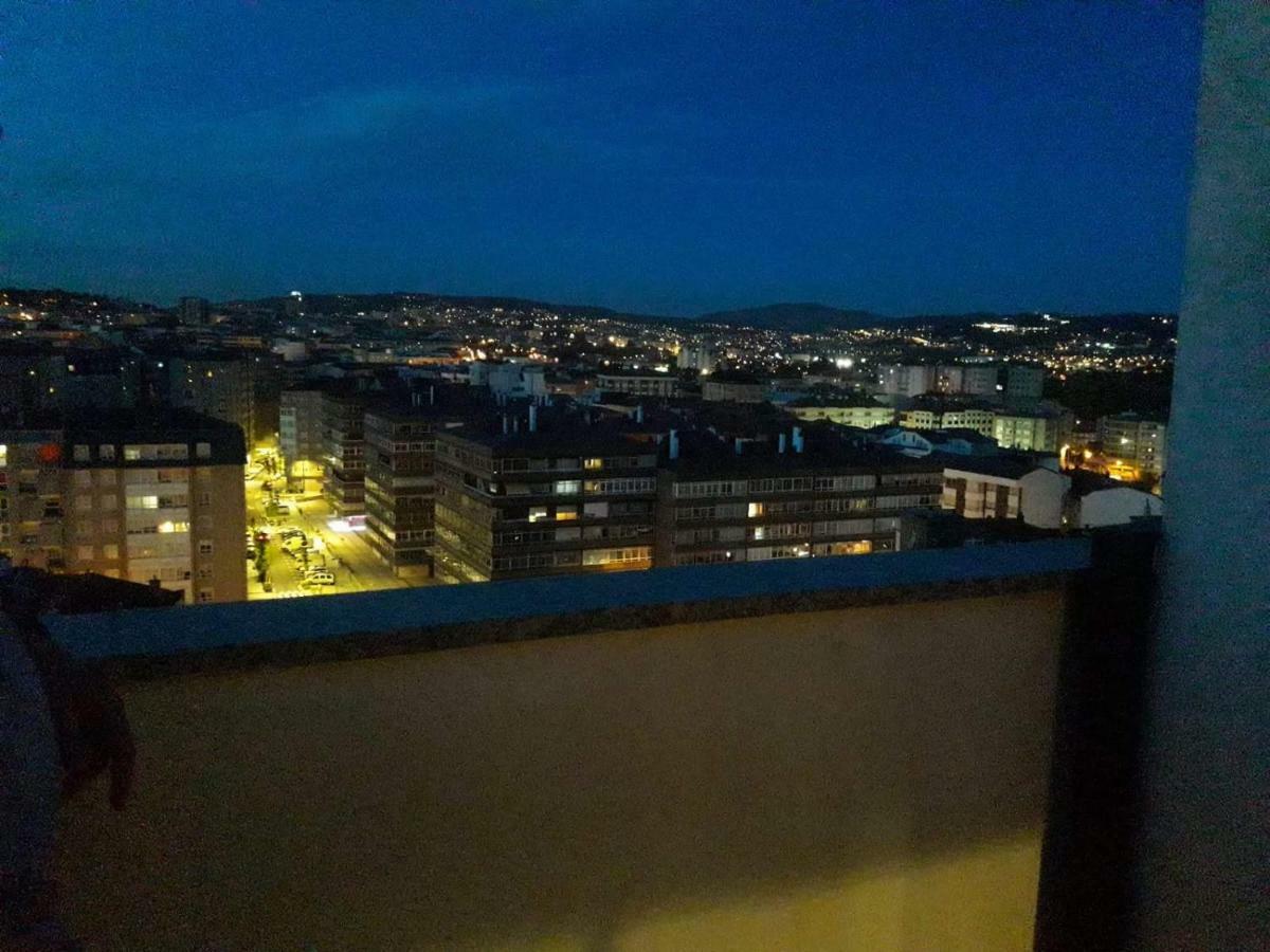 Apartament Duplex Amplio,Parking Wifi, 2 Terrazas, Bien Conectado Con Playas, Zona Segura Vigo Zewnętrze zdjęcie